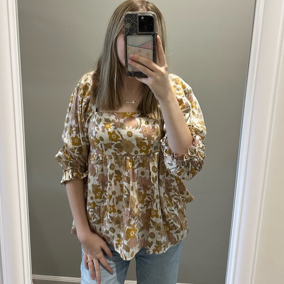 Molly Green Blouse - Picture 2 of 4